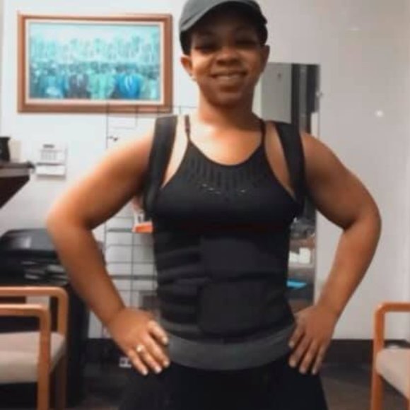 Selena Sweat Vest - Picture 4 of 4